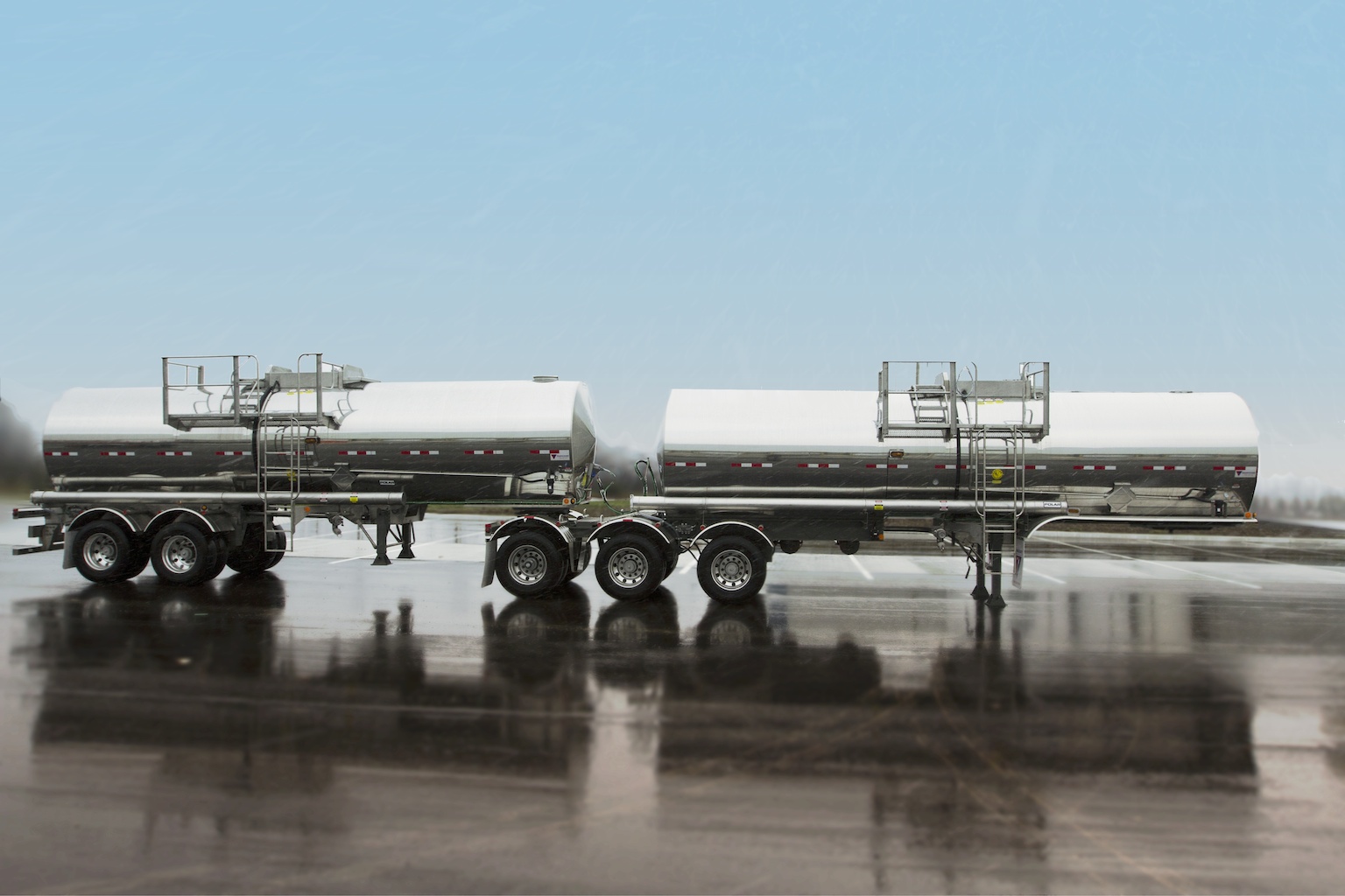 Truck 6 1531705 side